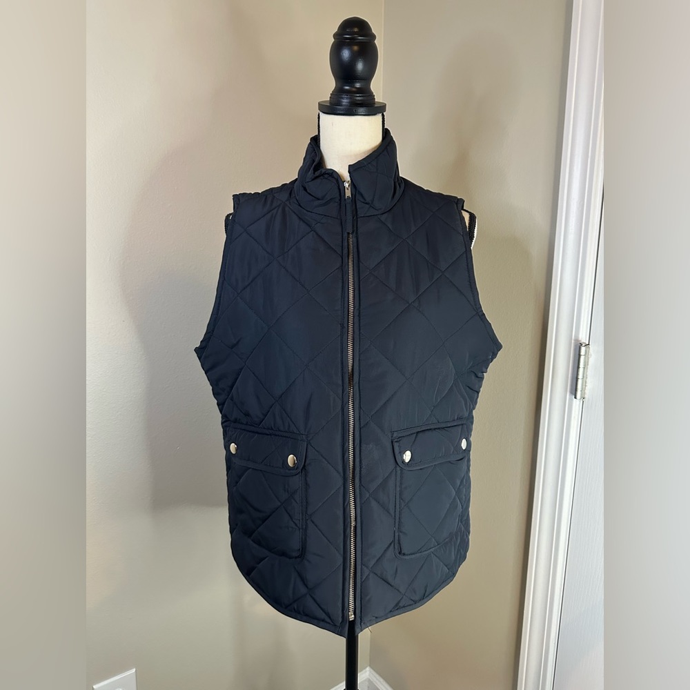 Women’s Navy Blue Thread & Supply Vest